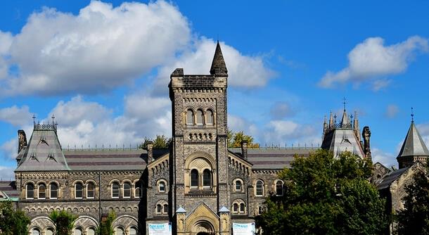 加拿大多伦多大学申请标准是什么？