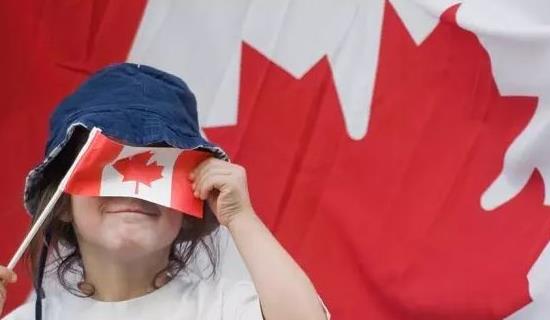 枫叶卡过期后如何申请其他签证进入加拿大？